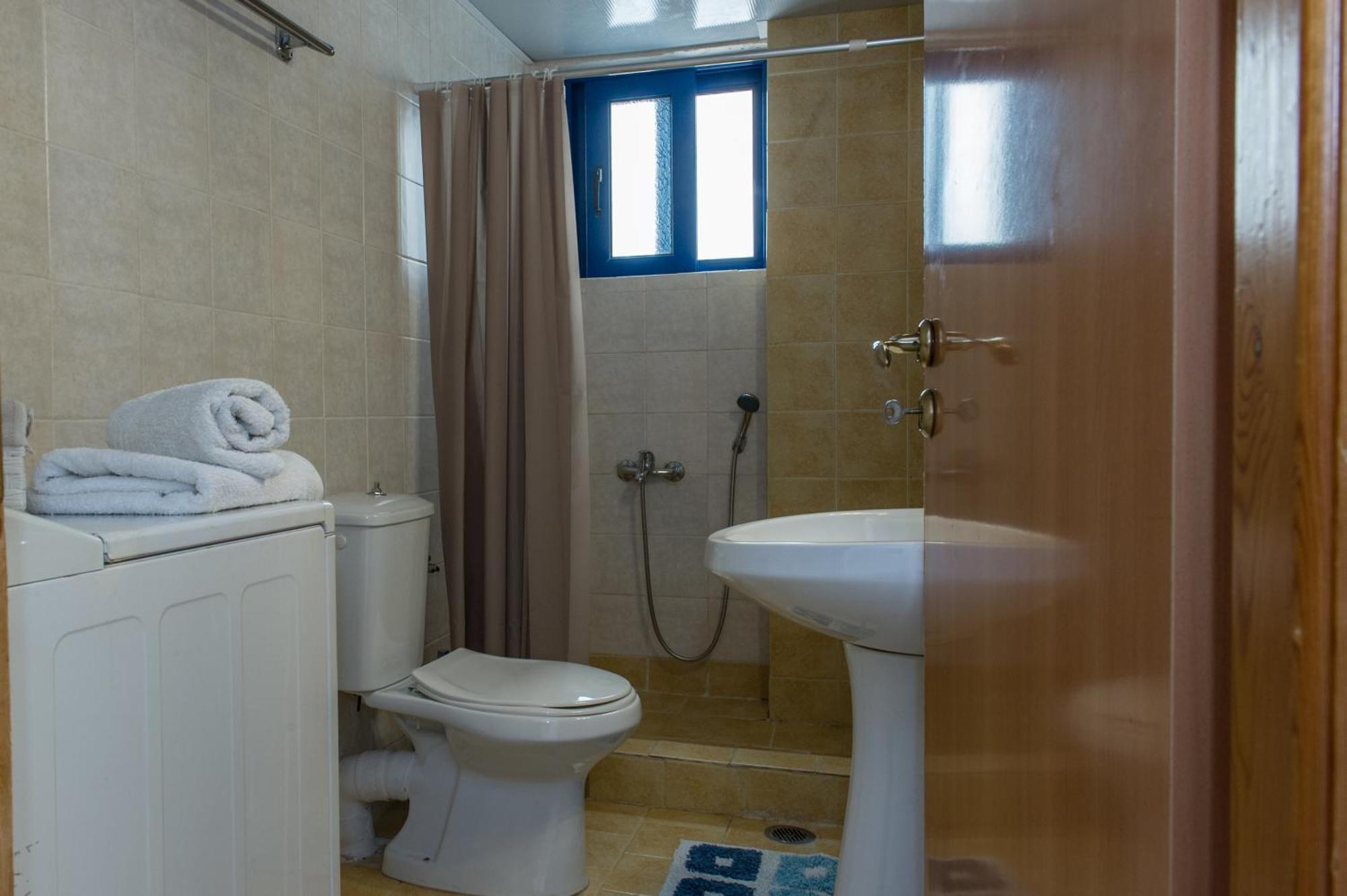 Kamari Blue Apartments كالاماتا المظهر الخارجي الصورة